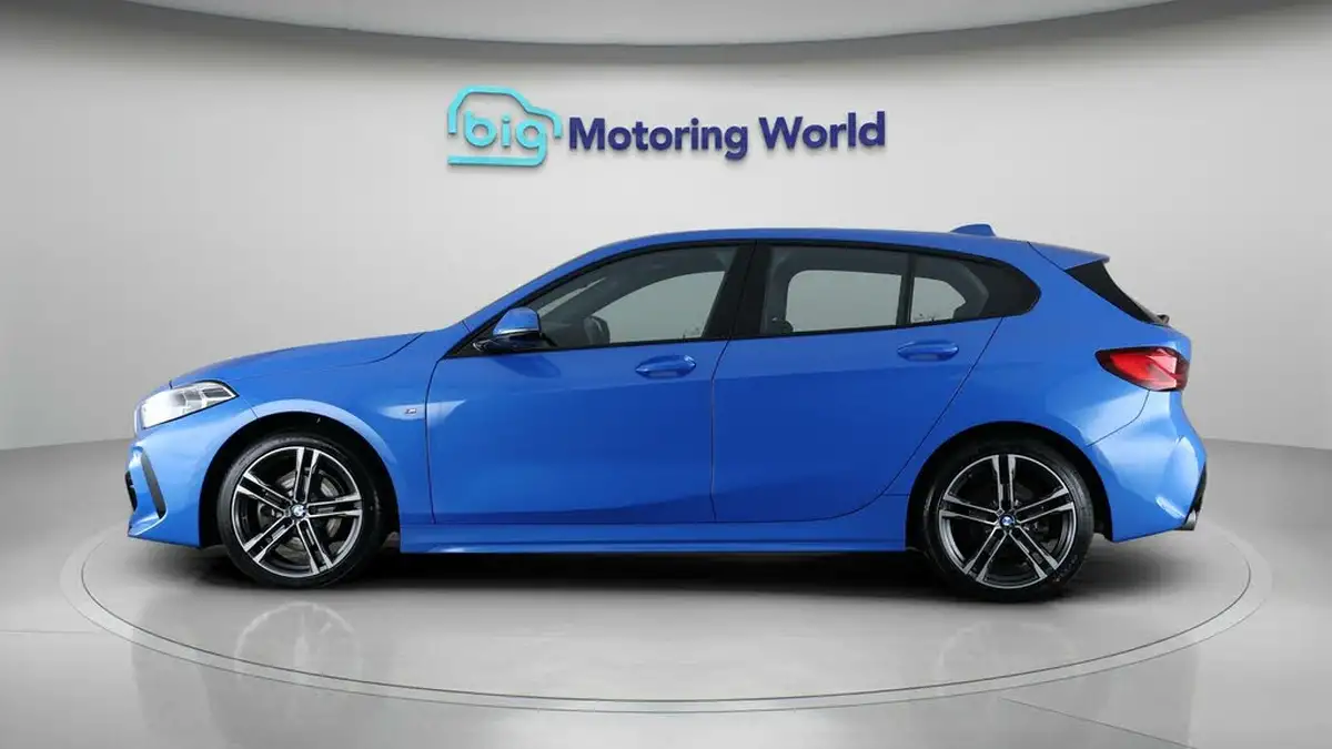 2022-bmw-1-series-15-118i-m-sport-lcp-big-4