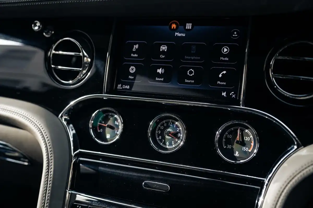 2019-bentley-mulsanne-675-extended-wheelbase-big-25