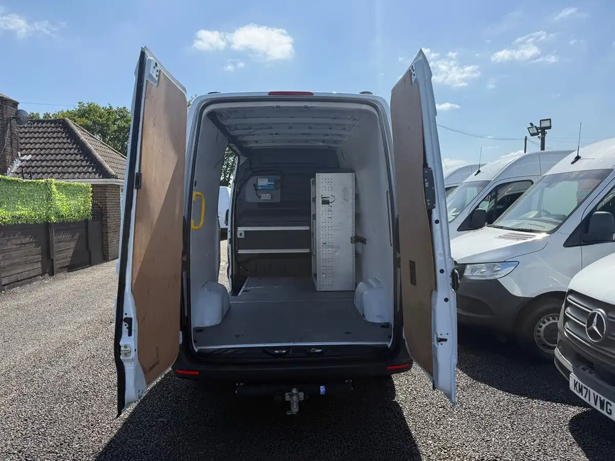 2022-mercedes-benz-sprinter-20cdi-315-l3h2-progressive-150pseu6d-panel-eco-gear-360-big-13