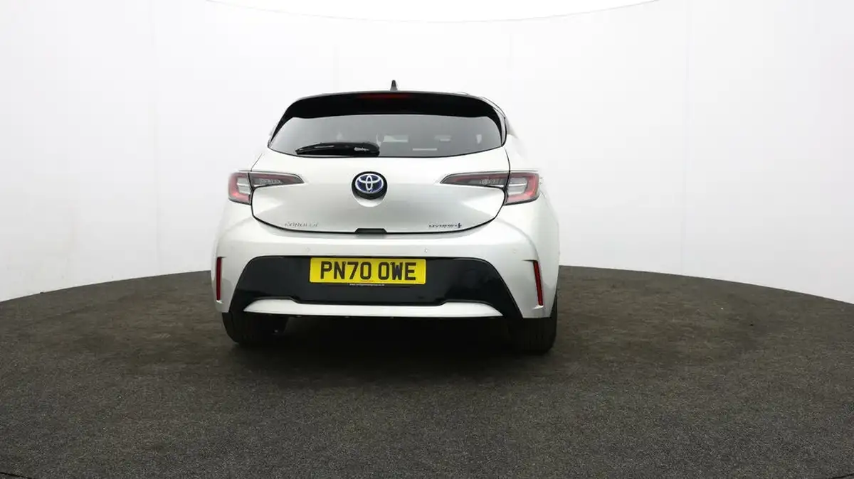 2020-toyota-corolla-18-vvt-i-excel-trk-hatchback-big-64