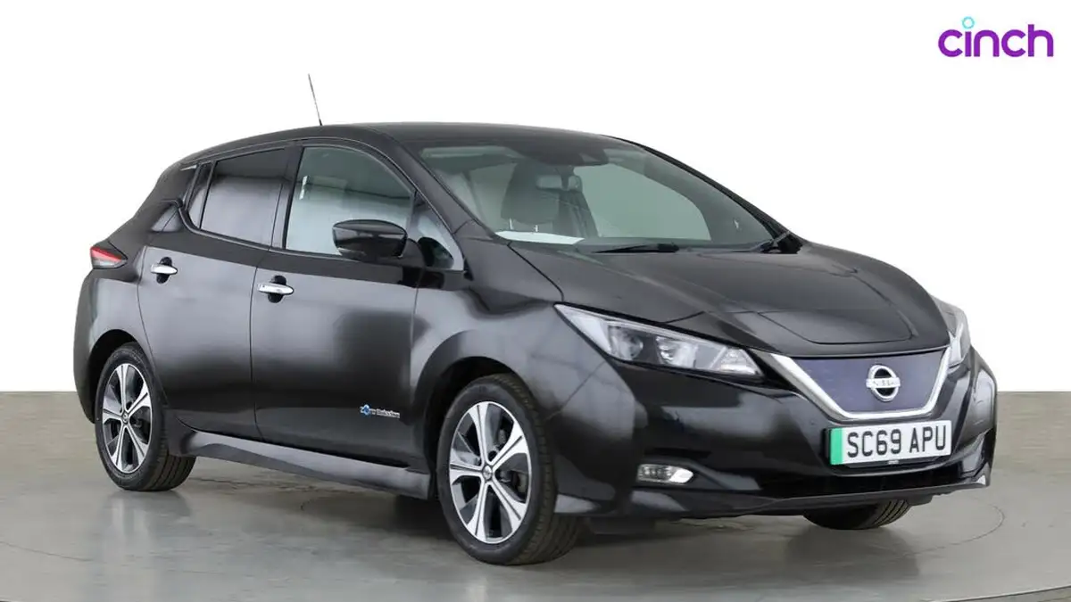 2020-nissan-leaf-e-n-connecta-big-0