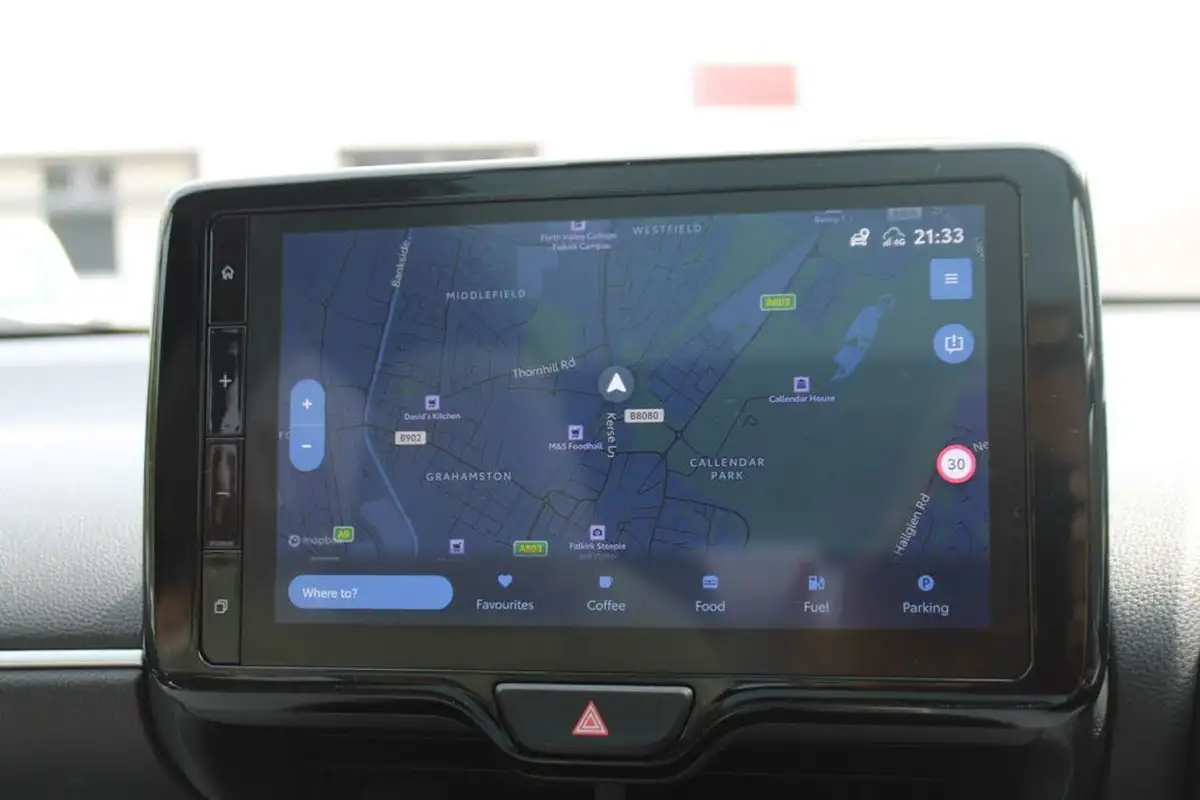 2023-toyota-yaris-15-vvt-i-excel-big-17