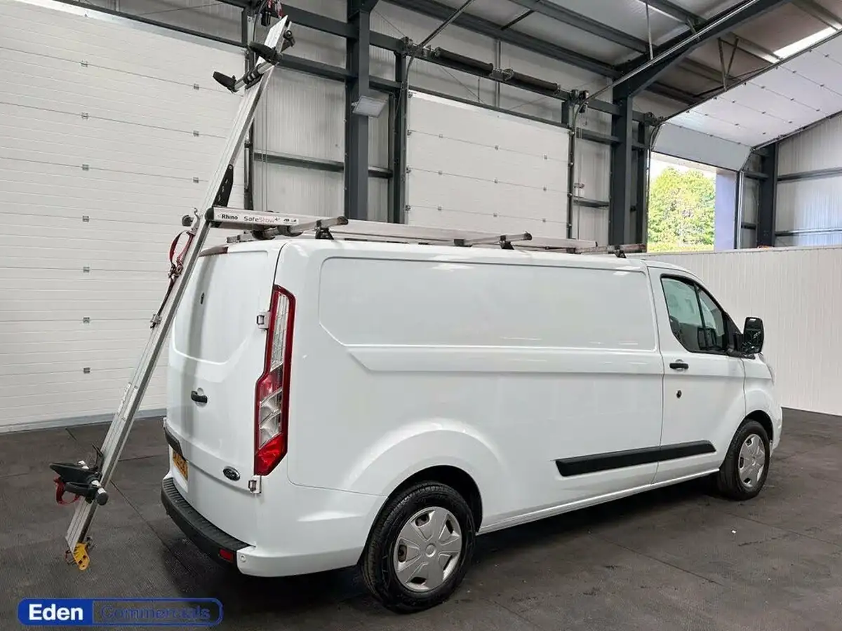 2020-ford-transit-custom-20tdci-320-l2h2-trend-130pseu6dt-panel-van-big-1