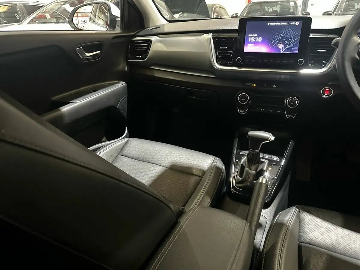 2024-kia-stonic-10-t-gdi-3-98bhp-dct-big-16