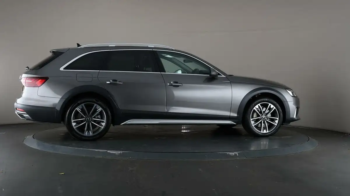 2022-audi-a4-allroad-20-45-tfsi-allroad-sport-big-55