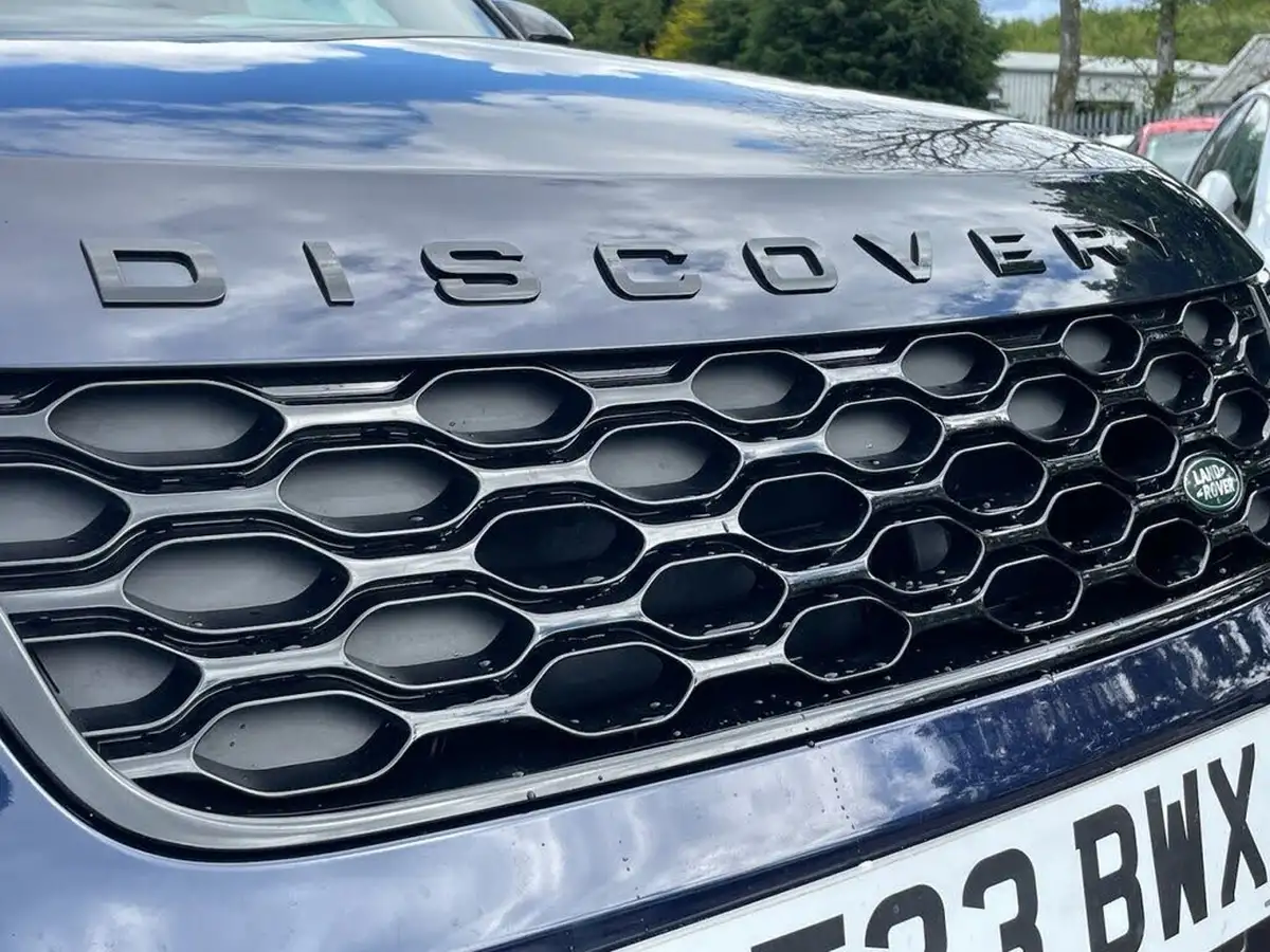 2023-land-rover-discovery-30-d250-r-dynamic-s-big-13