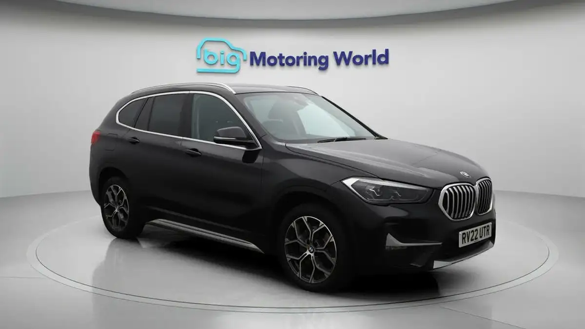 2022-bmw-x1-20-sdrive20i-xline-big-1