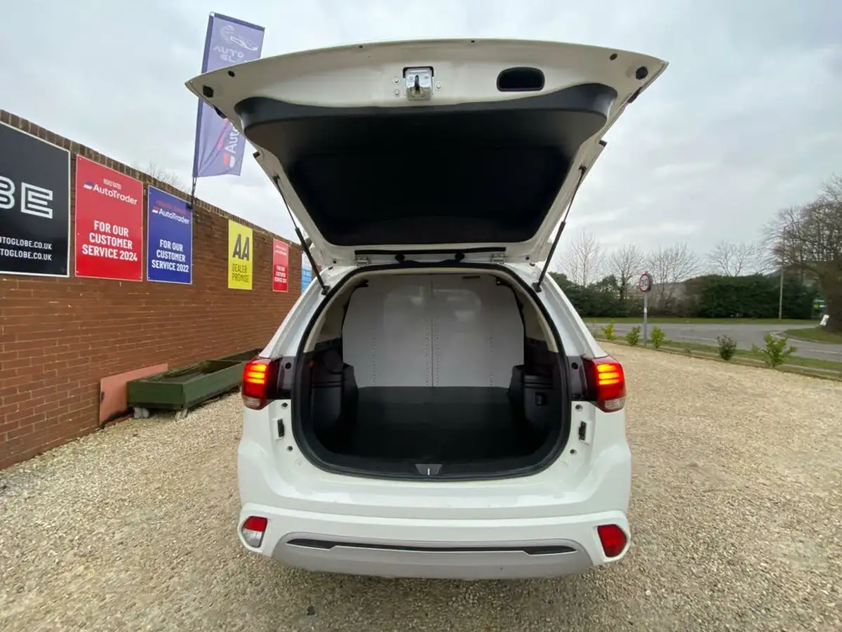 2020-mitsubishi-outlander-24-reflex-plus-commercial-big-39