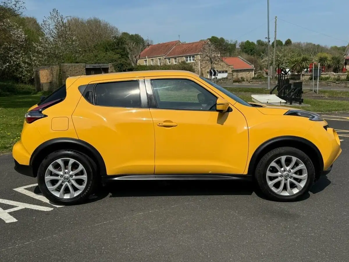 2016-nissan-juke-12-tekna-ss-big-6