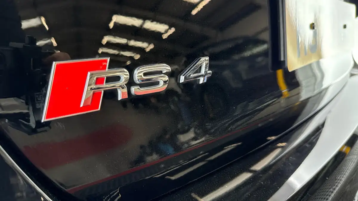 2024-audi-rs4-avant-29-tfsi-big-27