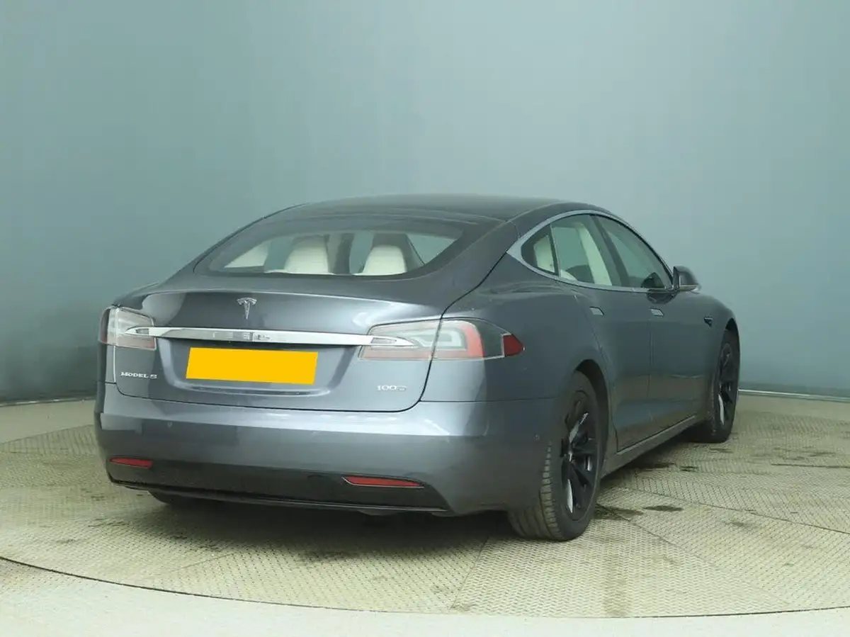 2019-tesla-model-s-e-100d-big-4