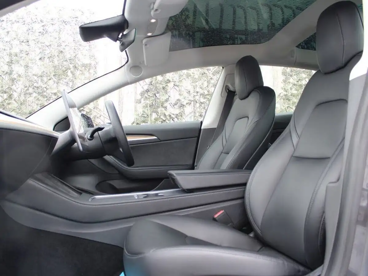 2021-tesla-model-3-e-long-range-4x4-big-2