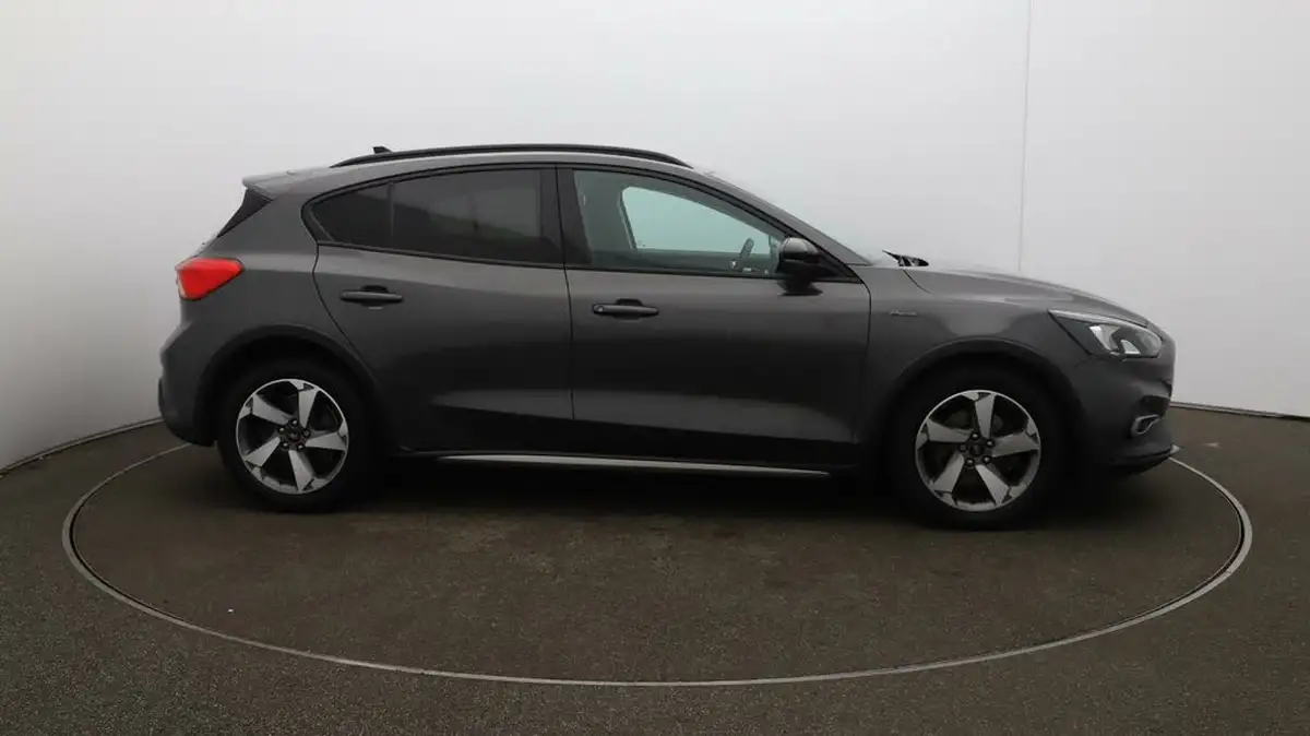 2019-ford-focus-10t-active-hatchback-big-47