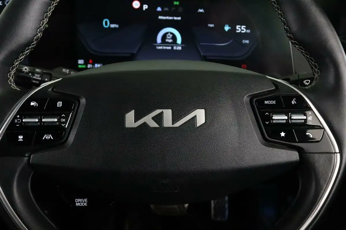 2022-kia-ev6-e-gt-line-225bhp-heat-pump-big-22