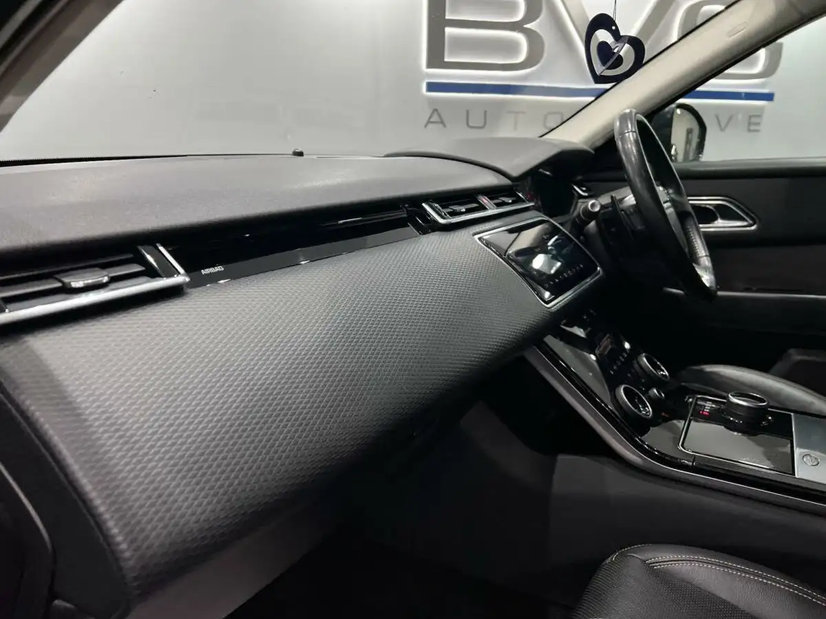 2018-land-rover-range-rover-velar-20-d180-s-ss-big-53