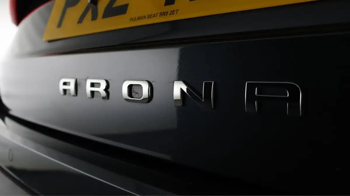 2021-seat-arona-10-tsi-fr-sport-110ps-big-21