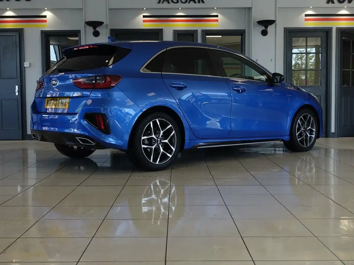 2020-kia-ceed-10-t-gdi-gt-line-big-6