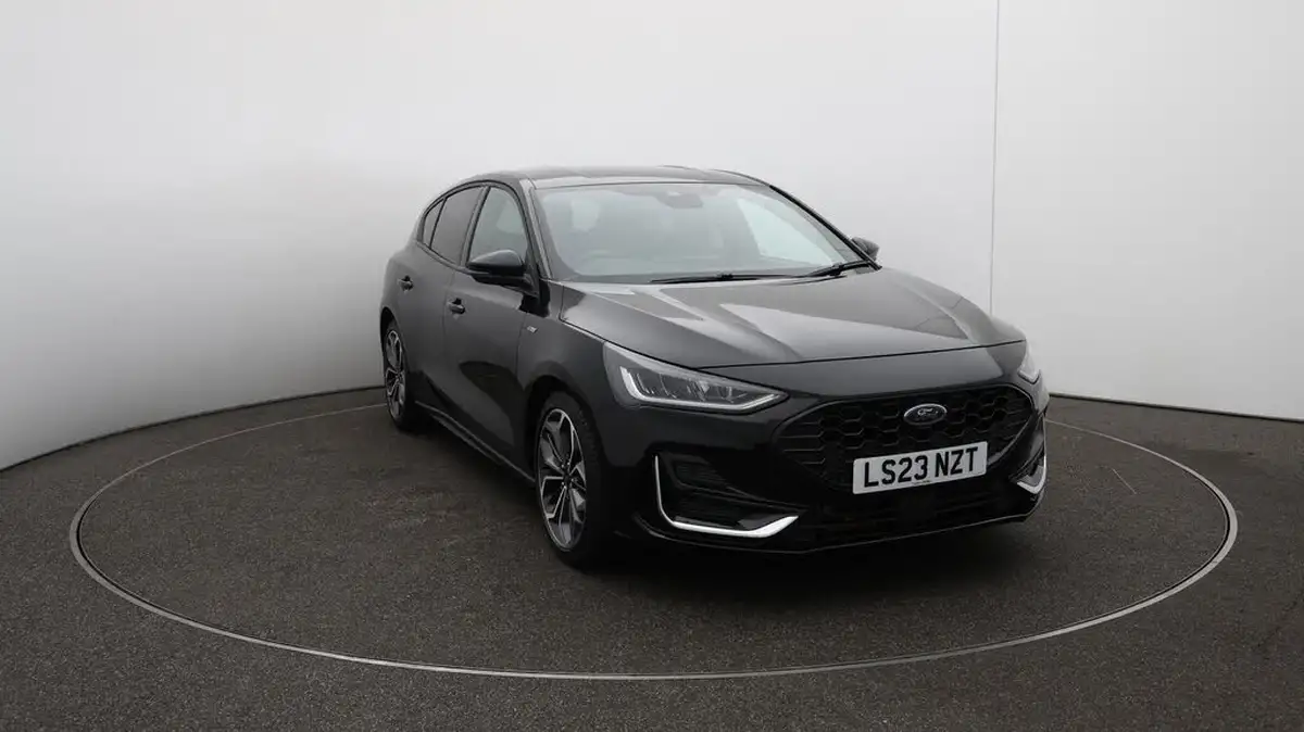 2023-ford-focus-10t-st-line-vignale-125ps-hybrid-mhev-hatchback-powershift-big-43