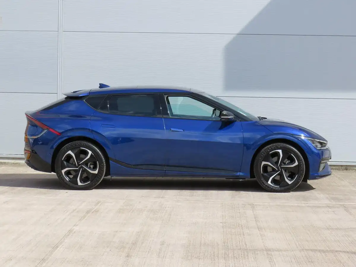 2023-kia-ev6-e-gt-line-s-225bhp-big-11