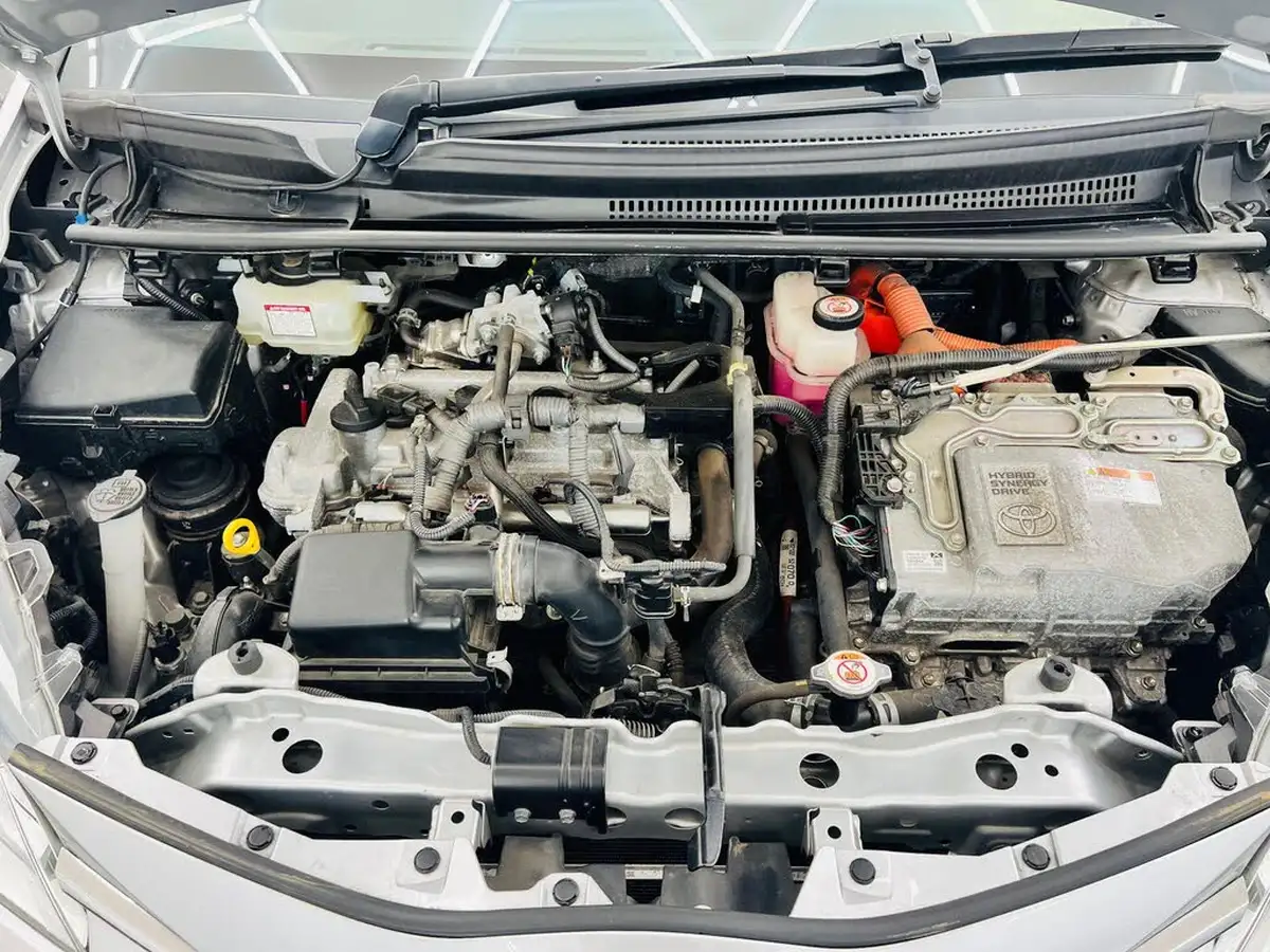 2019-toyota-yaris-big-16