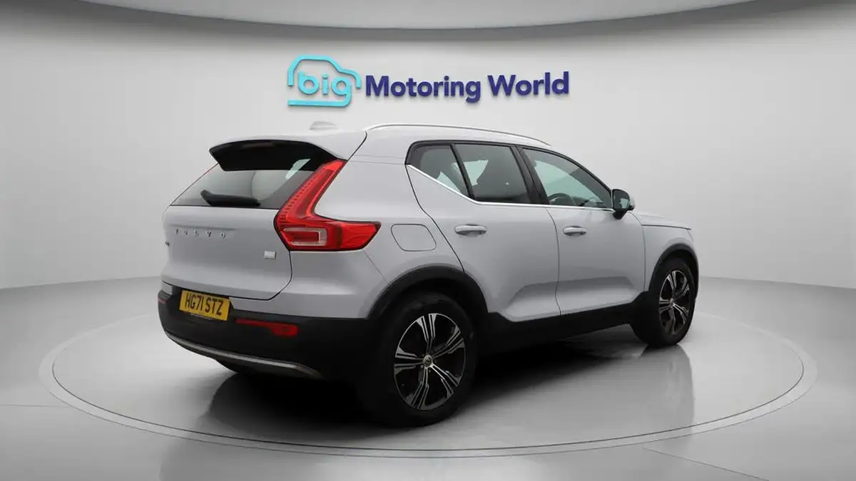 2022-volvo-xc40-15-t5-inscription-pro-big-7