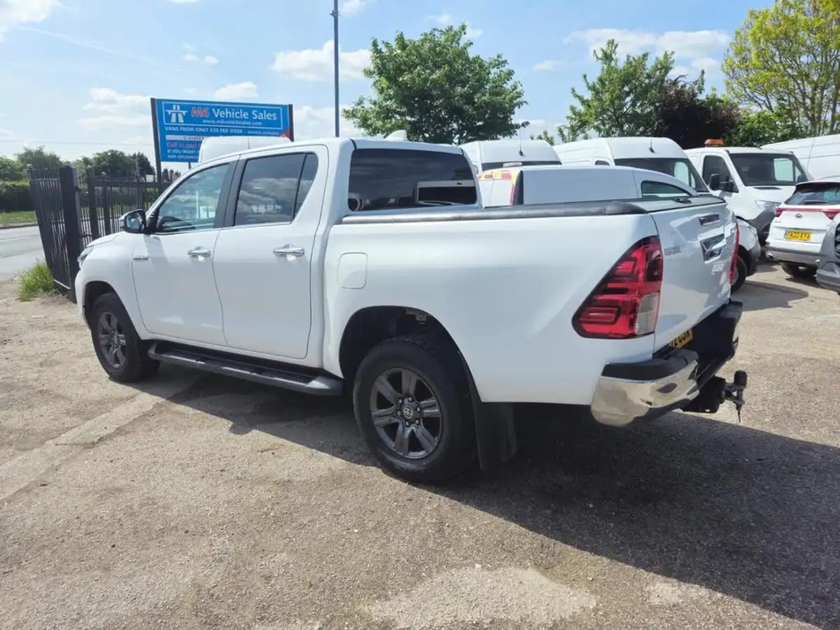 2023-toyota-hi-lux-24d-4d-icon-big-6