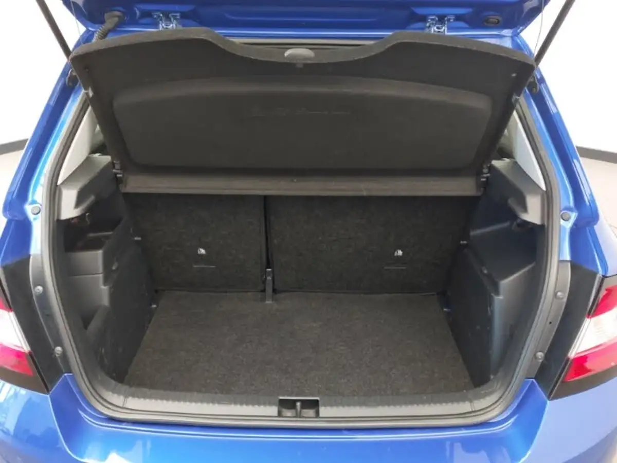 2018-skoda-fabia-10-mpi-se-ss-hatchback-big-7