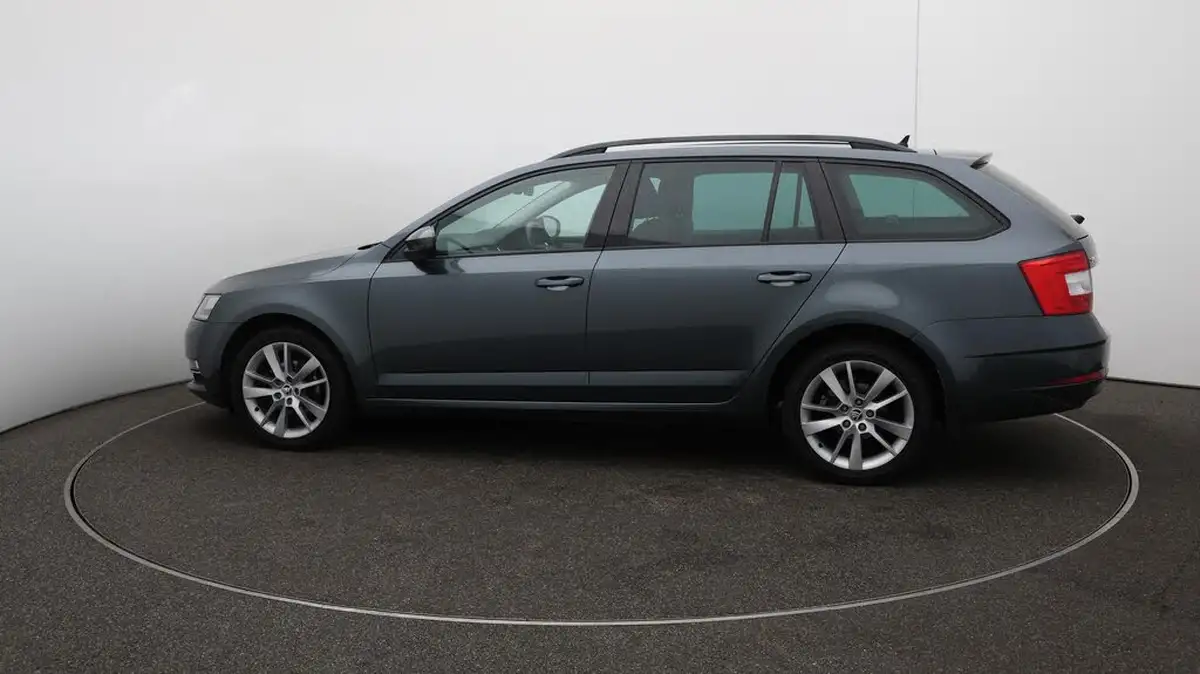 2019-skoda-octavia-20tdi-se-l-estate-dsg-big-51