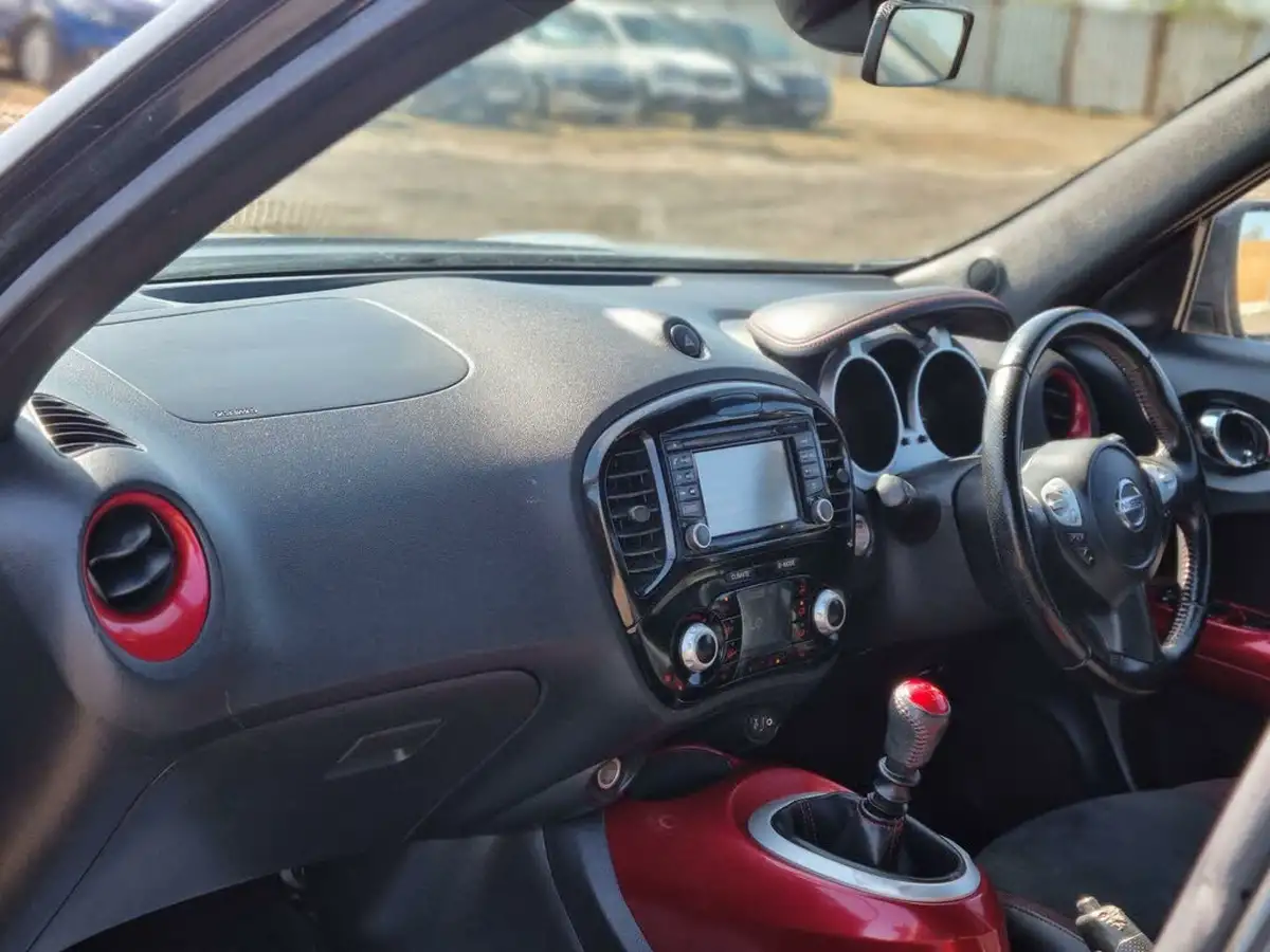 2016-nissan-juke-12-dig-t-n-connecta-ss-big-11