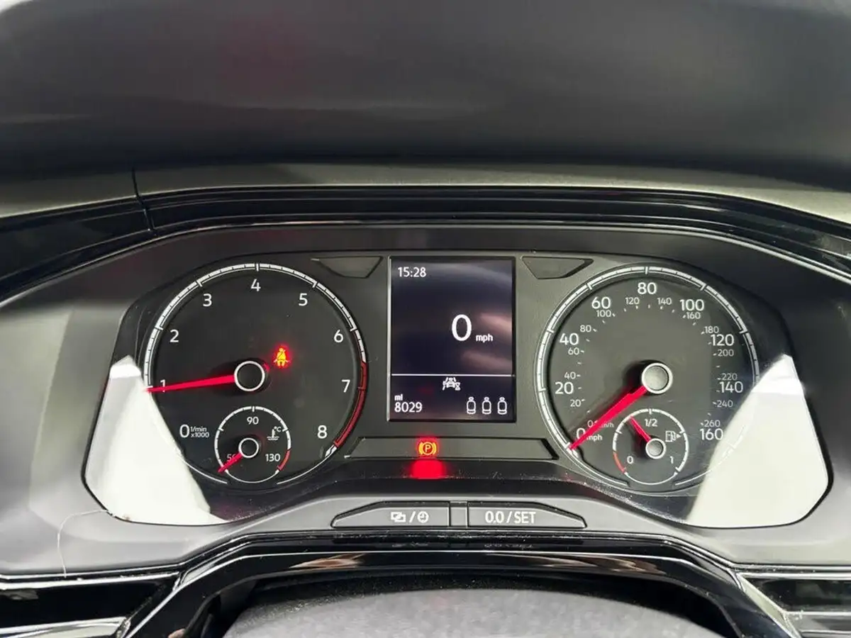 2021-volkswagen-polo-10-match-big-23