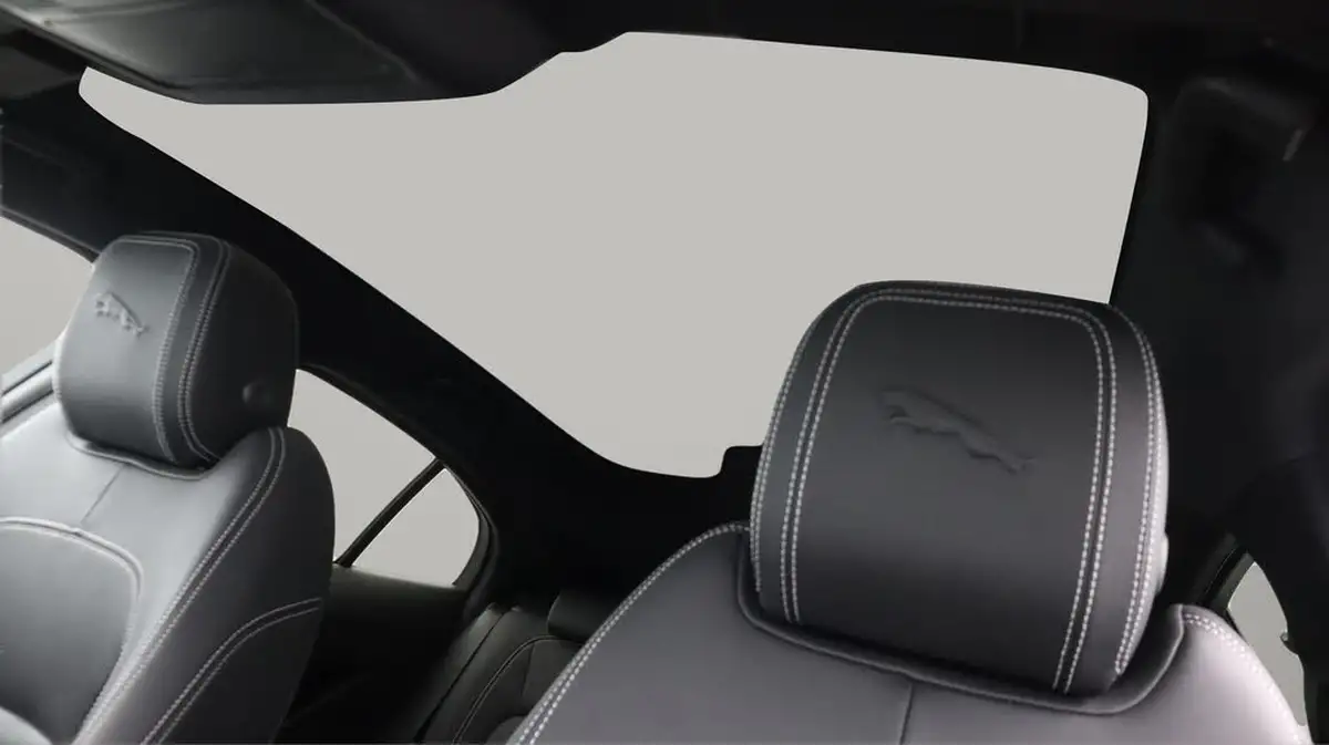 2022-jaguar-i-pace-ev400-black-big-25