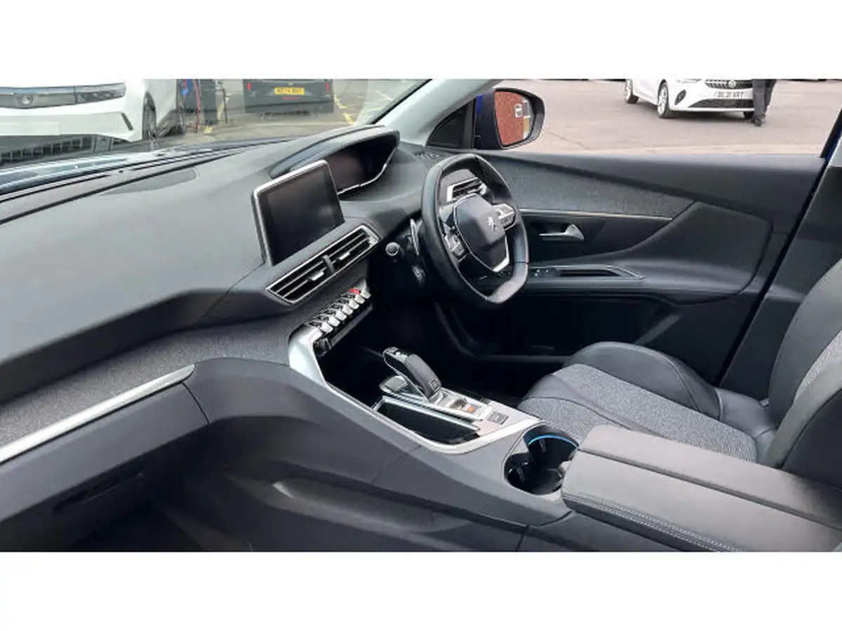 2019-peugeot-3008-suv-16-puretech-allure-180bhp-ss-eat8-big-8