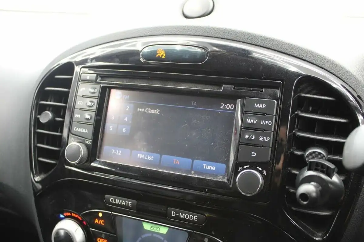 2014-nissan-juke-15dci-tekna-110ps-big-24