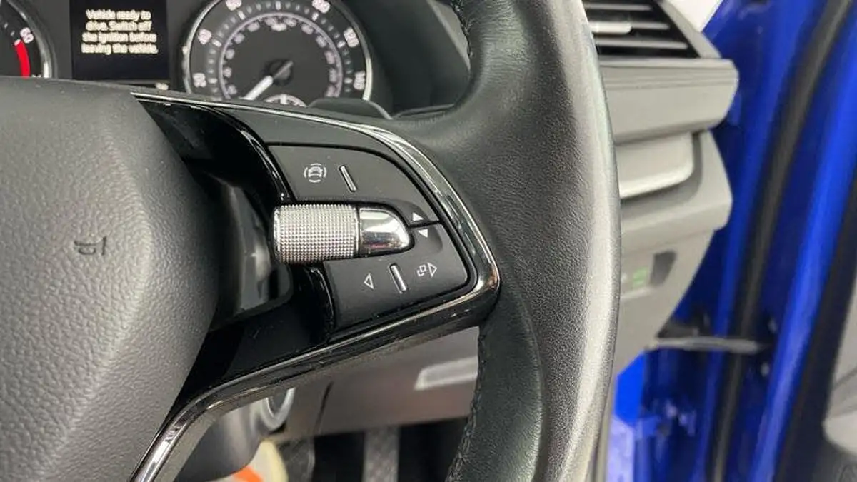 2022-skoda-octavia-10-tsi-e-tec-se-estate-big-20