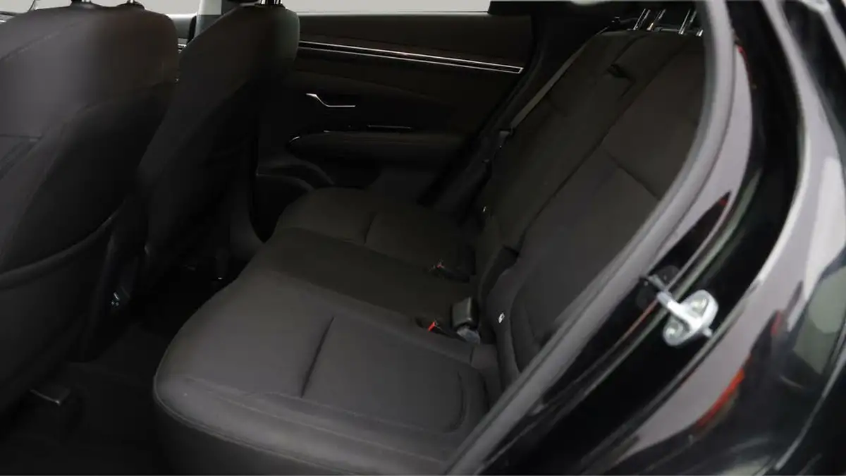 2022-hyundai-tucson-16-t-gdi-se-connect-150ps-big-15