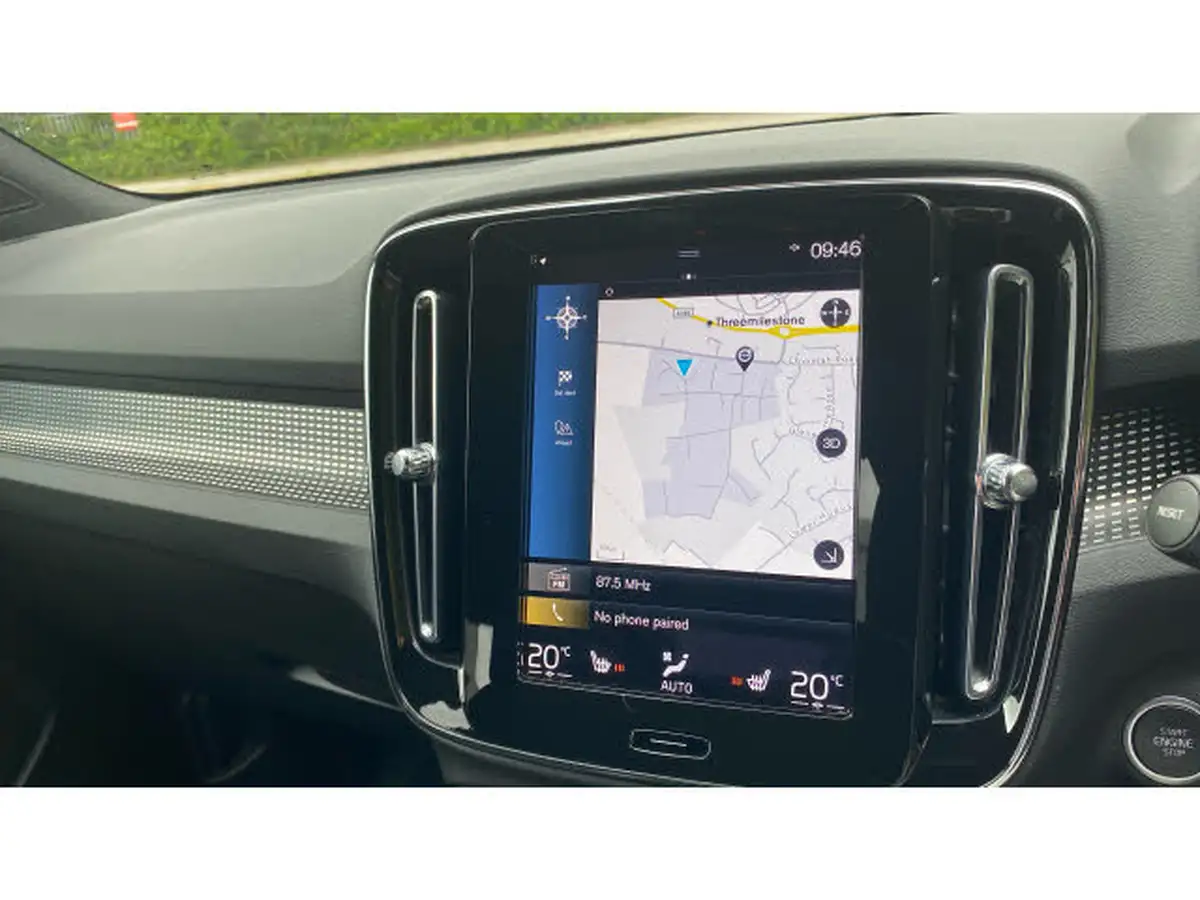 2022-volvo-xc40-15-t5-r-design-pro-big-29