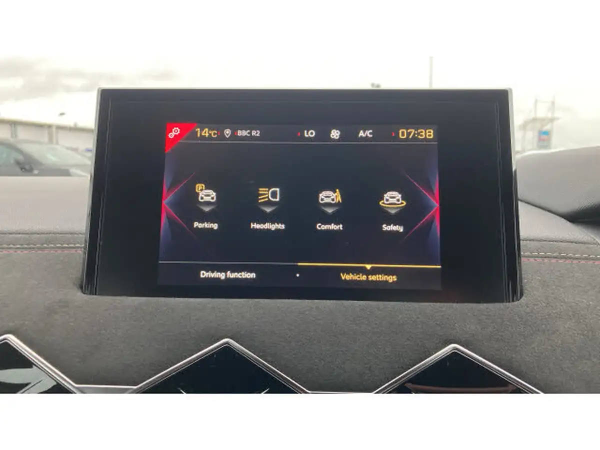 2022-ds-ds-3-crossback-12-puretech-performance-line-130ps-eat8-big-42
