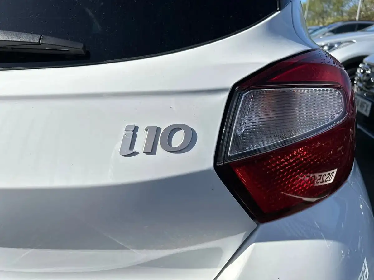 2024-hyundai-i10-10-premium-63ps-auto-big-19