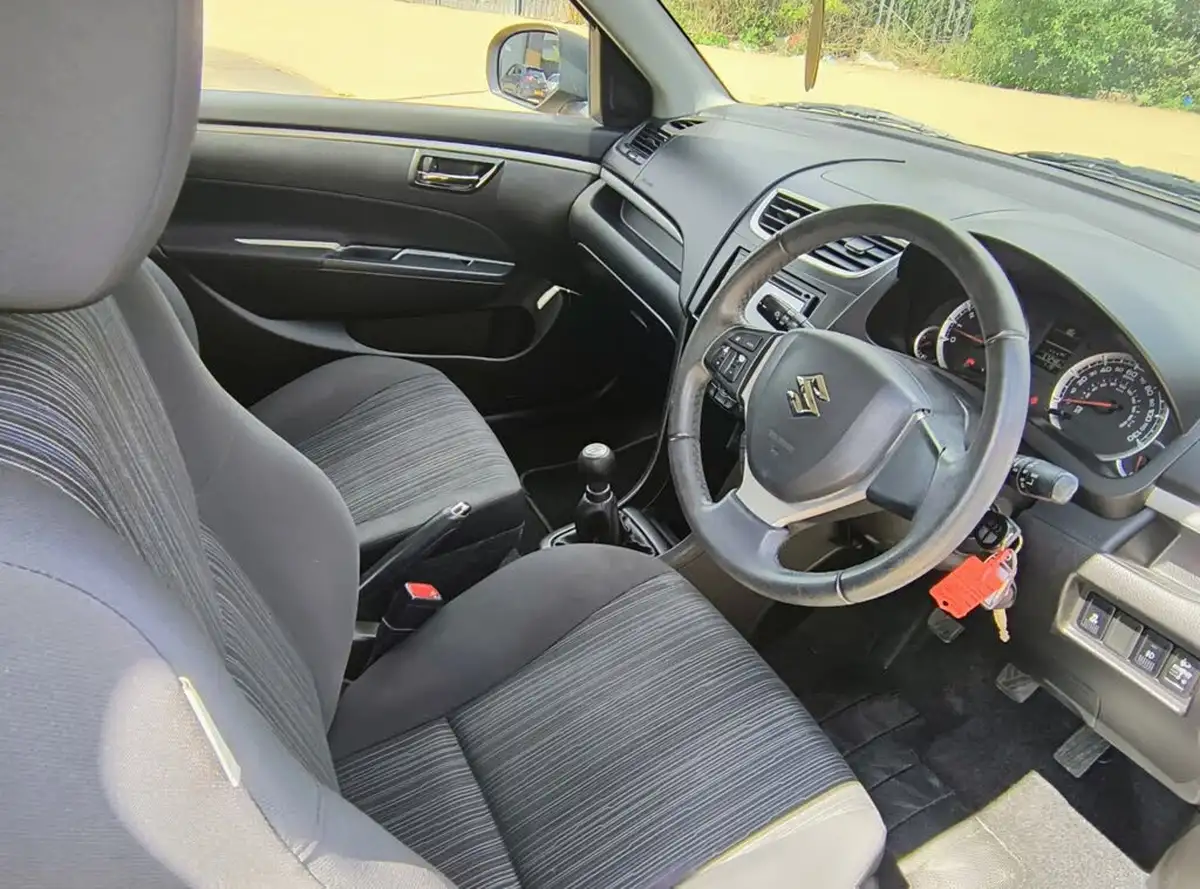 2015-suzuki-swift-12-sz3-3d-big-12