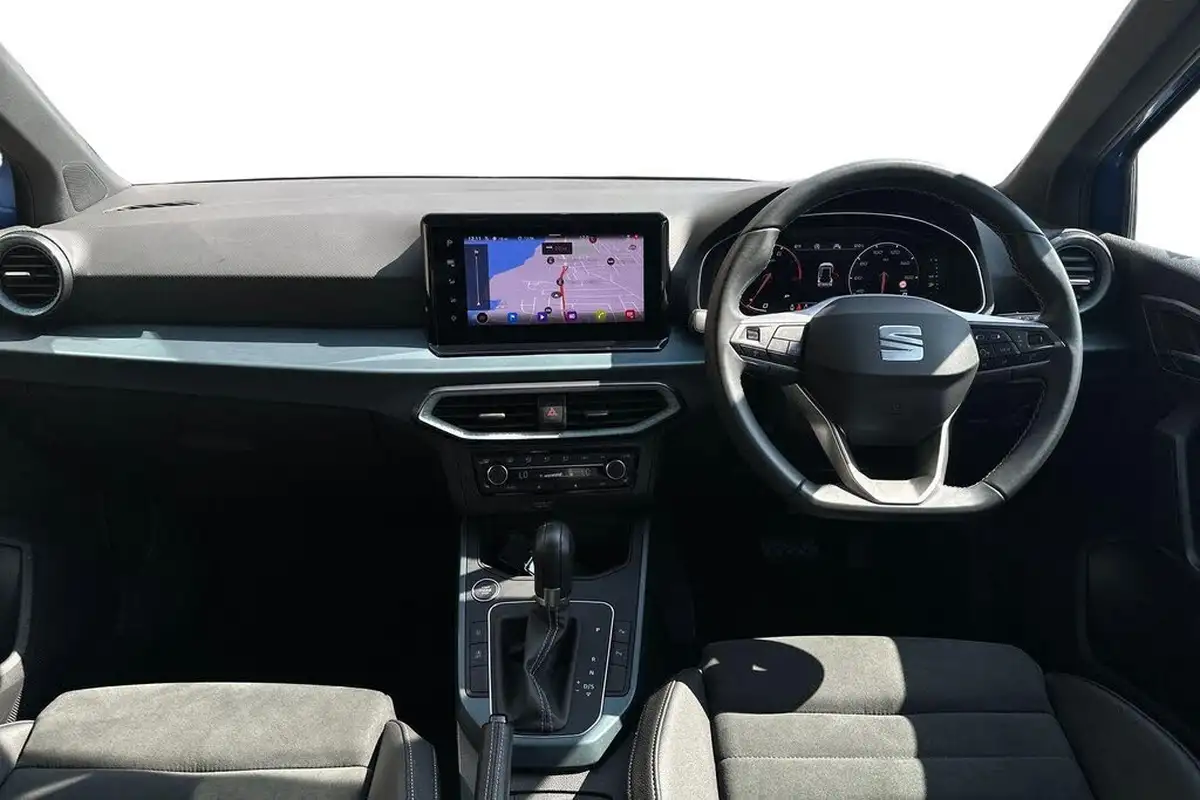 2022-seat-arona-10-tsi-xperience-lux-dsg-big-8