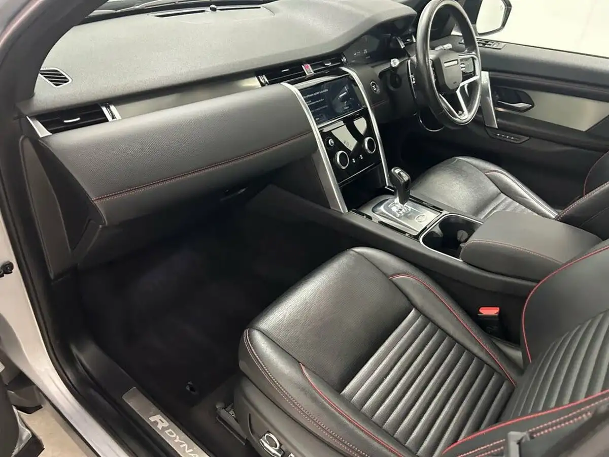 2022-land-rover-discovery-sport-15-p300e-r-dynamic-se-big-53