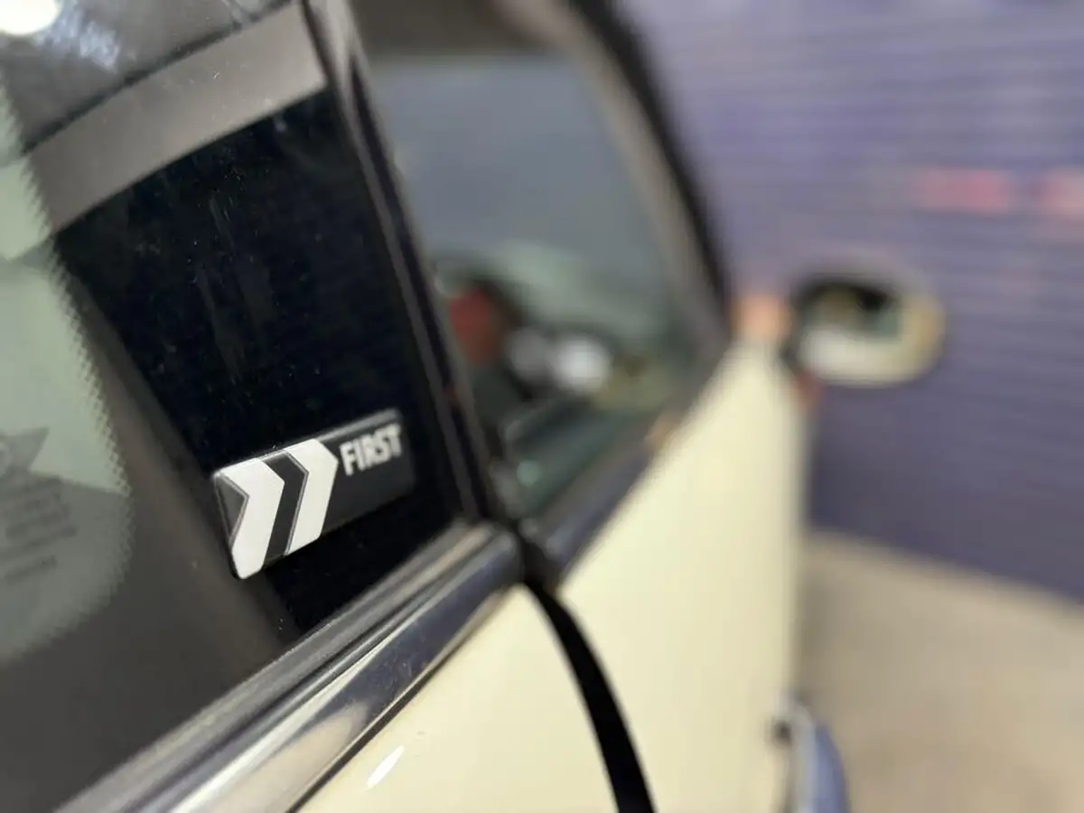 2009-mini-cooper-14-first-75bhp-big-25