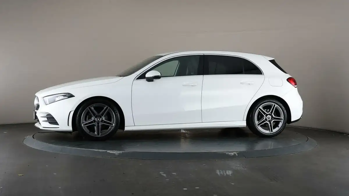 2021-mercedes-benz-a-class-13-a180-amg-line-hatchback-5d-big-30