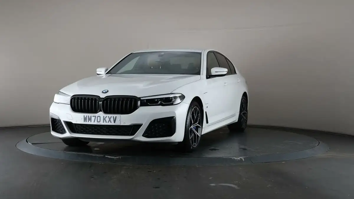 2021-bmw-5-series-20-530e-xdrive-m-sport-saloon-4d-big-40