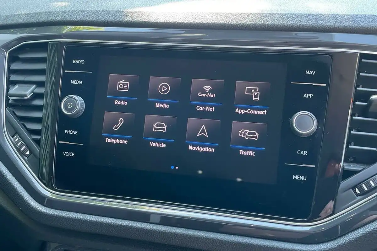 2020-volkswagen-t-roc-15-tsi-sel-dsg-big-31