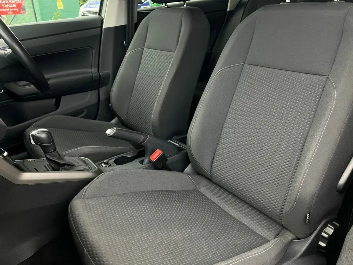 2020-volkswagen-polo-10-tsi-match-dsg-big-24