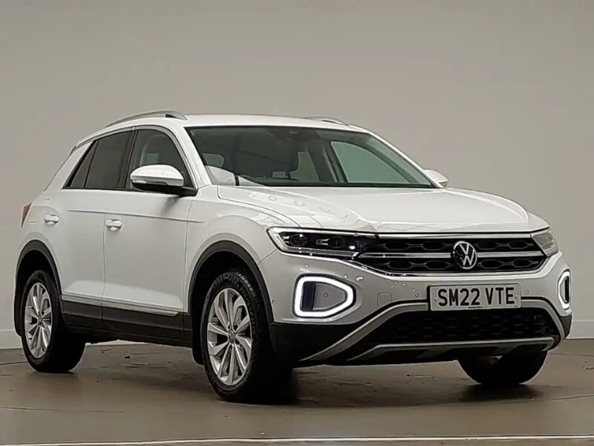 2022-volkswagen-t-roc-10-tsi-style-hatchback-5d-big-0