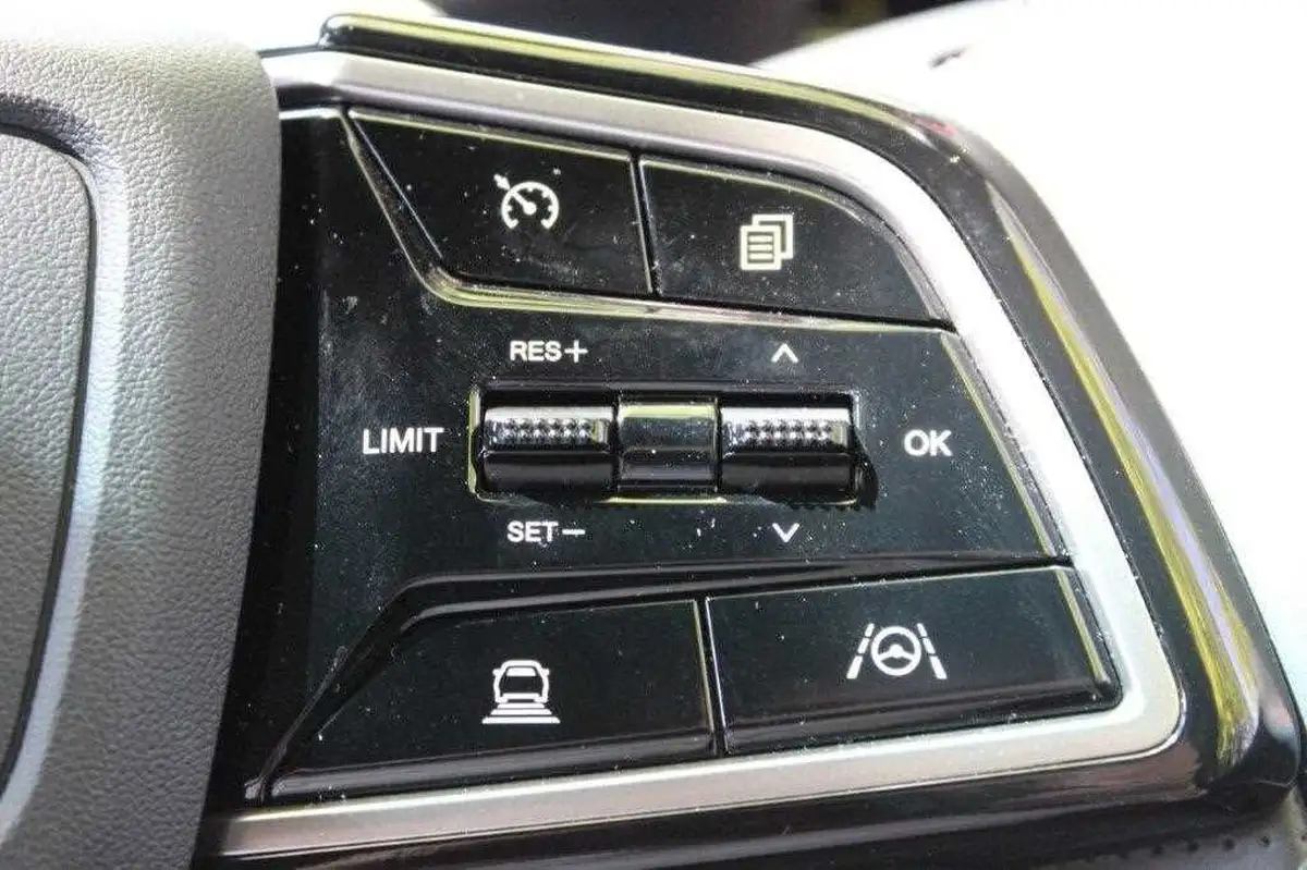 2025-kgm-ssangyong-actyon-15-k50-big-29