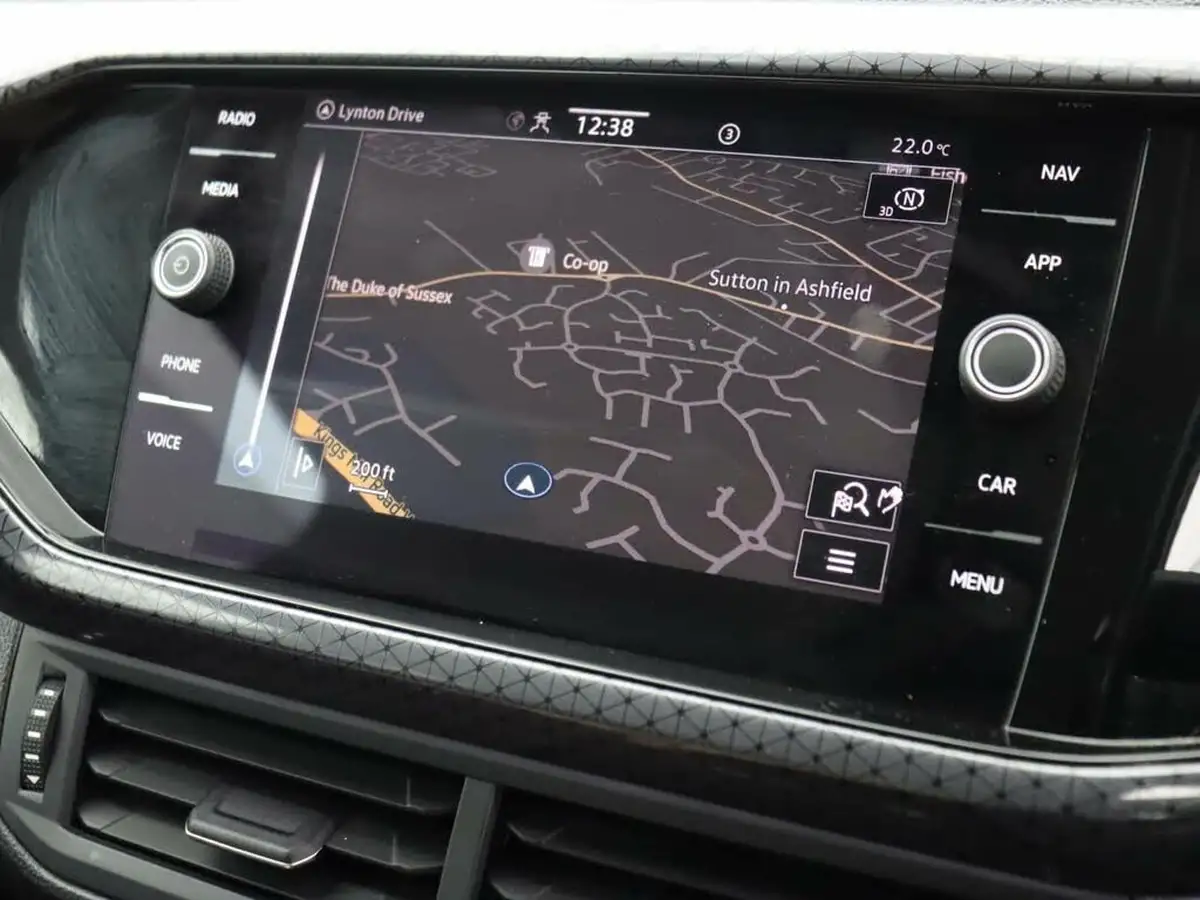 2022-volkswagen-t-cross-10-tsi-sel-big-22