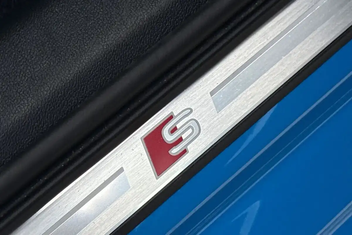 2023-audi-s3-20-tfsi-black-edition-saloon-4d-big-47